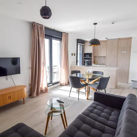 Apartment Letplanet Martiricos *